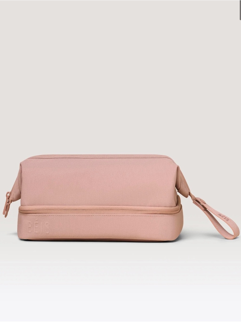 BÉIS 🩷 The Dopp Kit in Atlas Pink